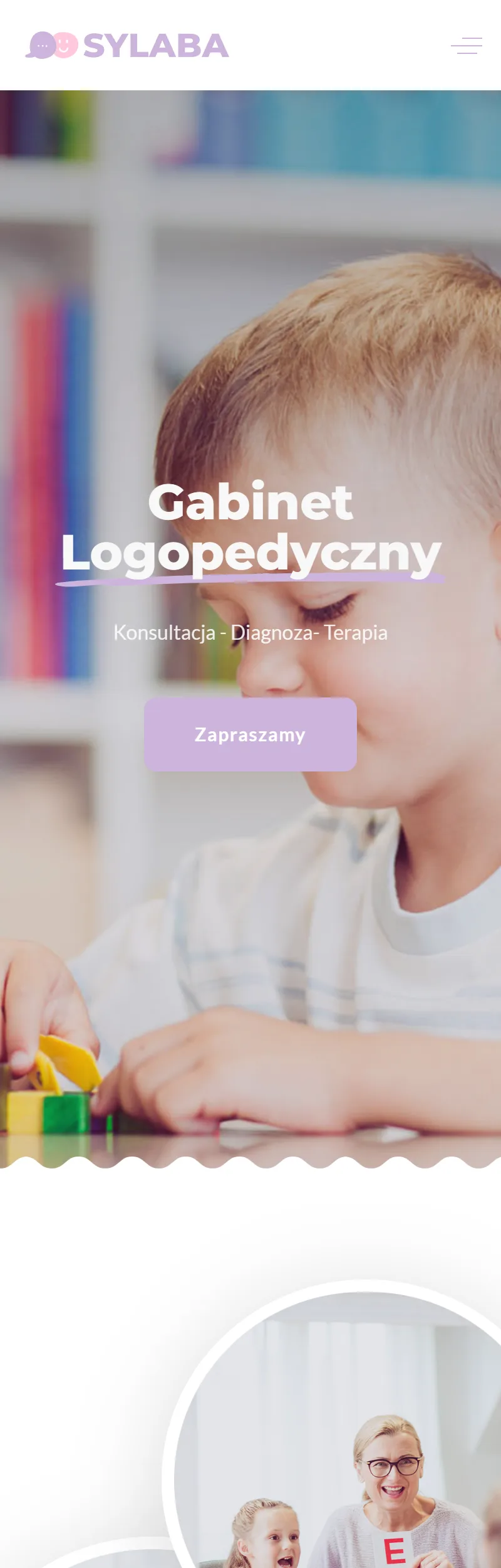 Strona główna serwisu Sylaba na telefonie: logotyp, menu i hero gabinetu